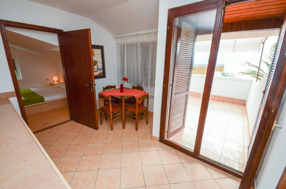 Milan'S Apartments Sveti Stefan Ngoại thất bức ảnh