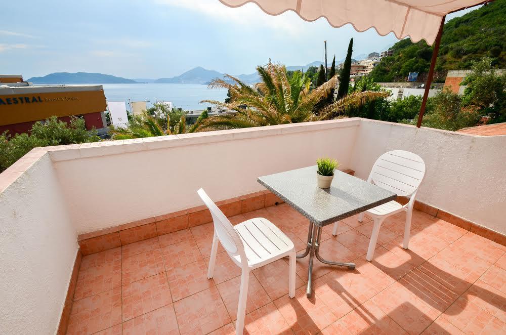 Milan'S Apartments Sveti Stefan Ngoại thất bức ảnh