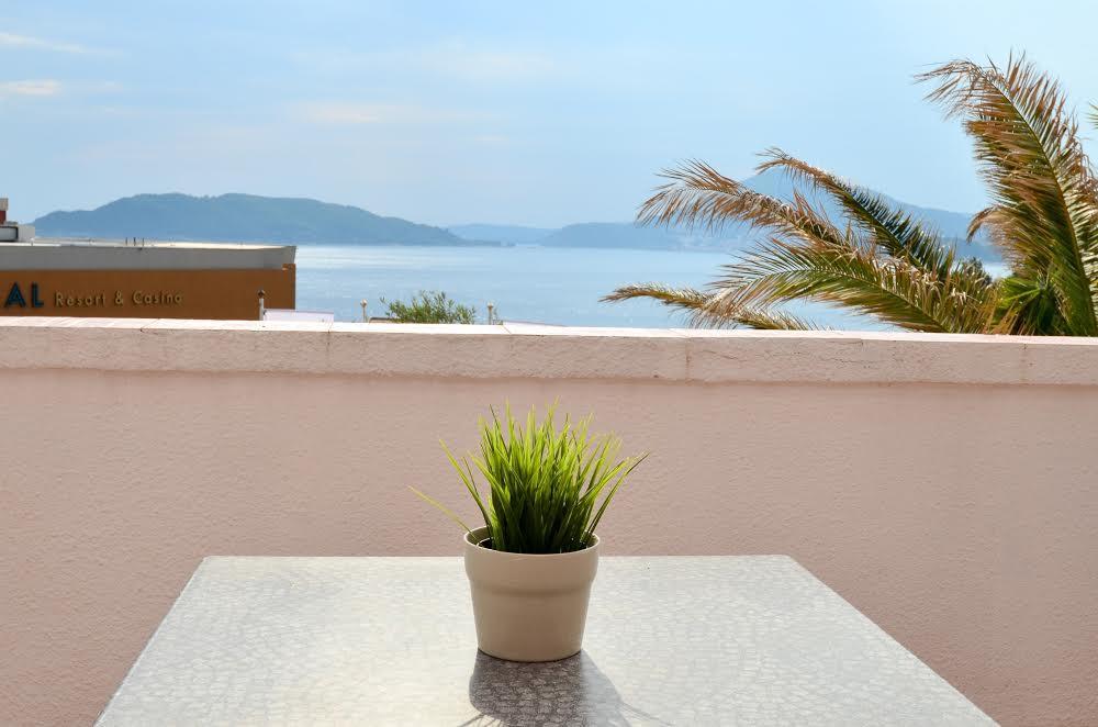 Milan'S Apartments Sveti Stefan Ngoại thất bức ảnh