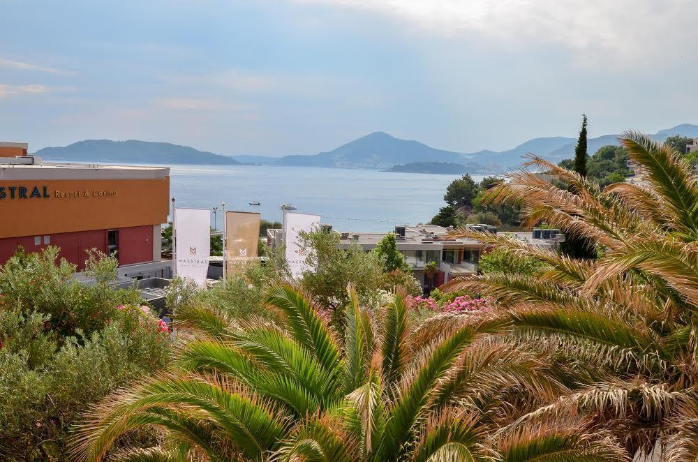 Milan'S Apartments Sveti Stefan Ngoại thất bức ảnh